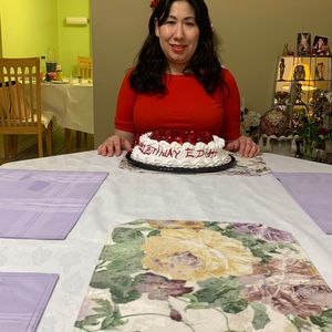 Meet your Posher, Edith